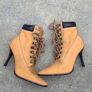 Colin Stuart “Timberland” style high heels
